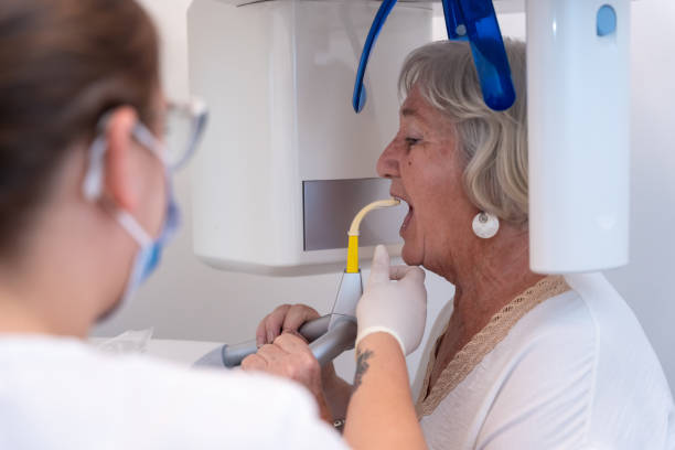 Best Weekend Emergency Dentist in Stone Park, IL